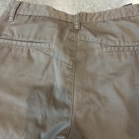 Volcom Men’s Shorts - Picture 6 of 7